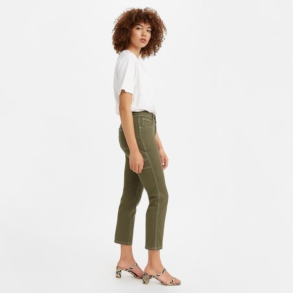Levi's Women's 724 High Rise Straight Carpenter Cropped Jeans - Picture 1 of 13